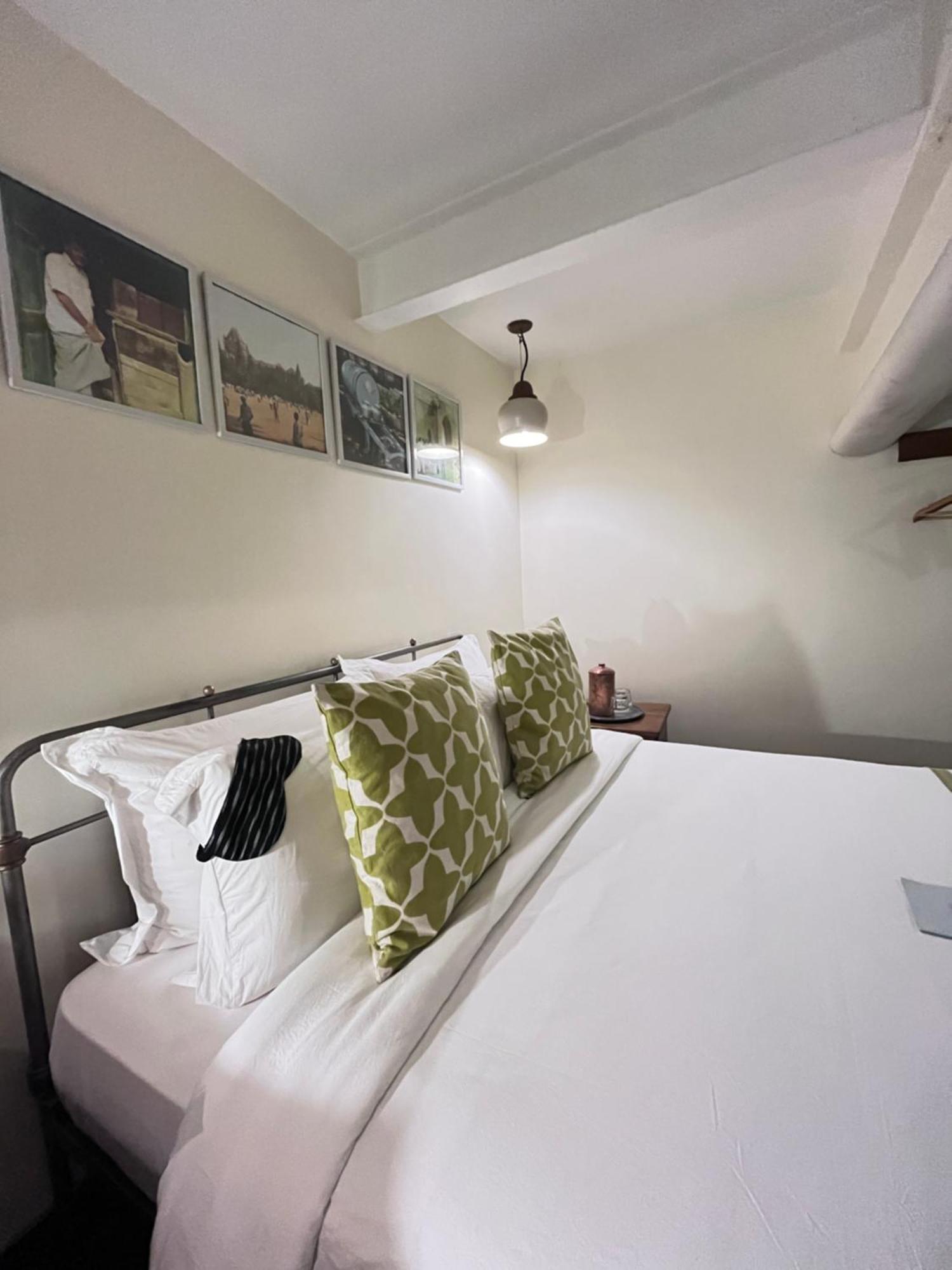 Abode Bombay Hotel Luaran gambar