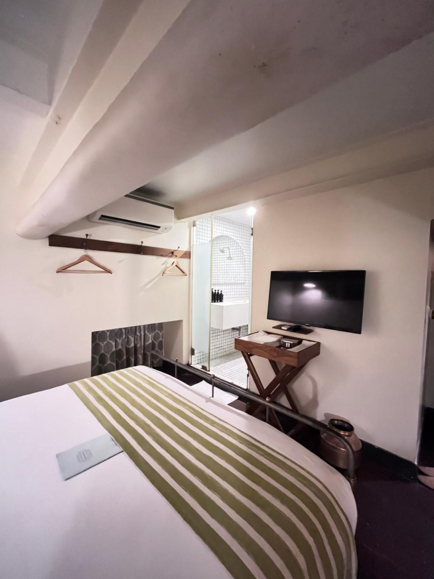 Abode Bombay Hotel Luaran gambar